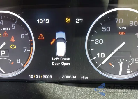 2010 Land Rover Range Rover Hse z USA, uszkodzony, nr VIN SALMF1D42AA309184